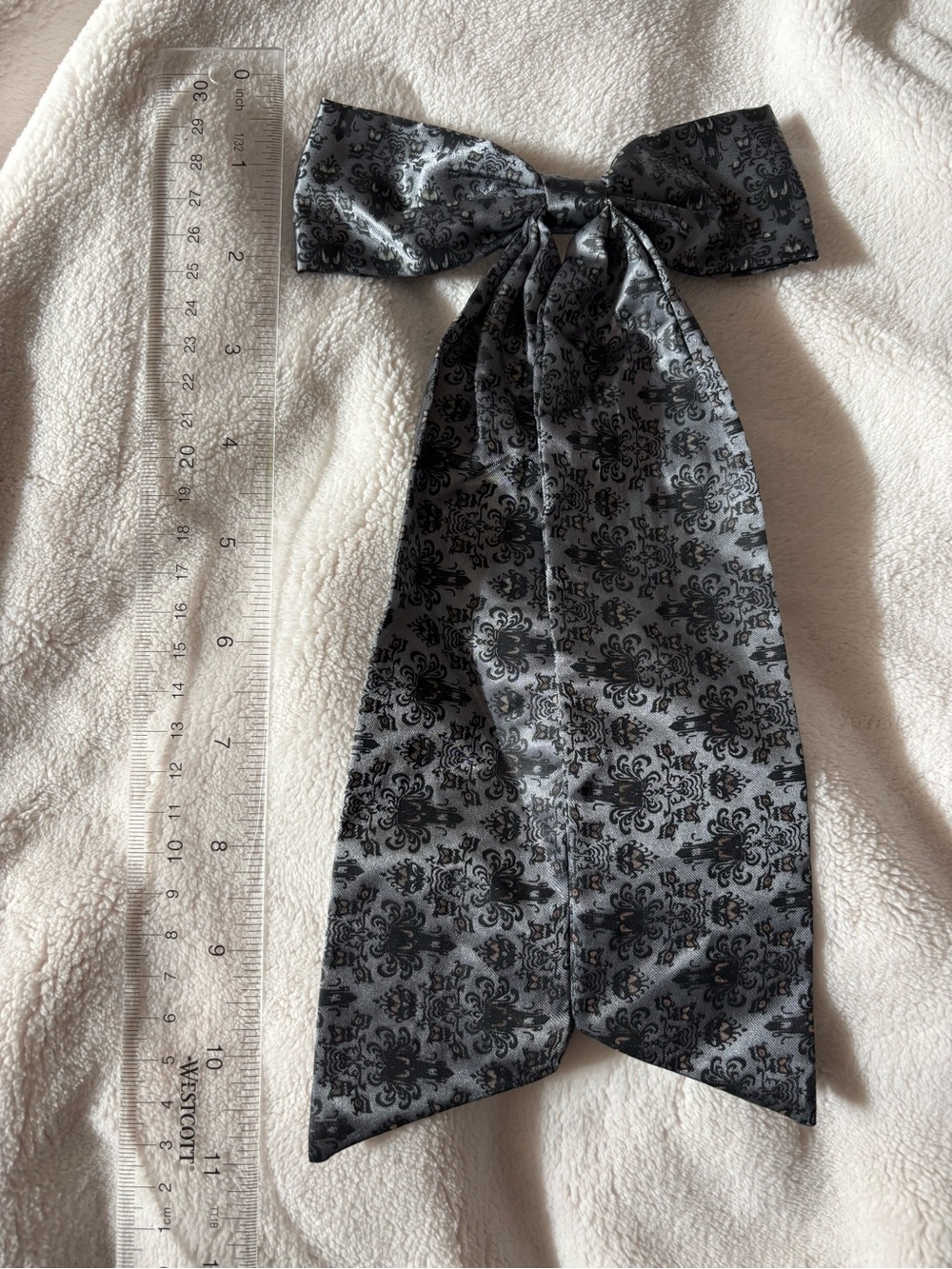 Disney Haunted Mansion Glow-In-The-Dark Hair Bow Halloween - Picture 3 of 6